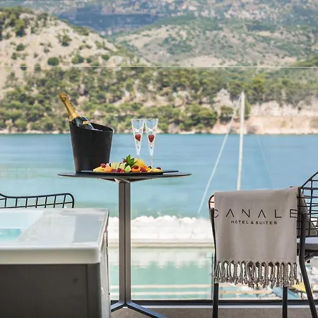 Ξενοδοχείο Canale & 4*