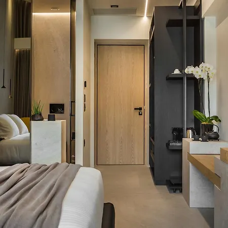 Canale & מלון ארגוסטולי