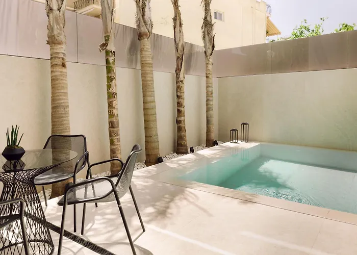 Canale & ארגוסטולי