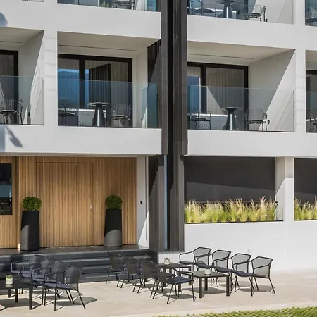 Canale & Hotel Argostoli (Kefalonia)